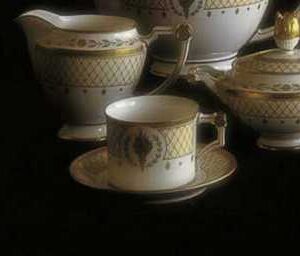 Чашка кофейная с блюдцем Royal Worcester Эмпайр Флэйм 1