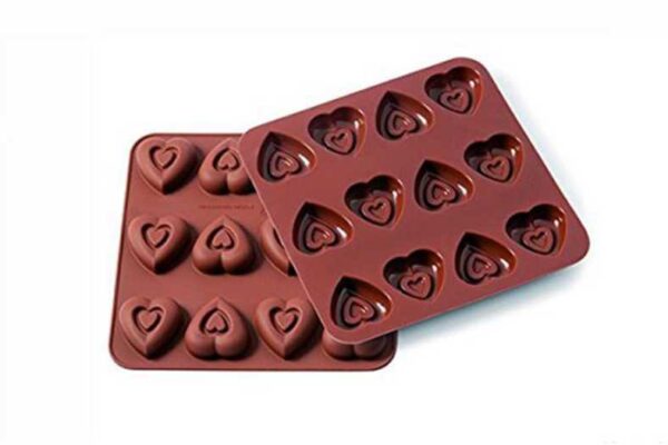 Форма для приготовления конфет Silikomart Сердце 3,4х3,4см шоколадная 1